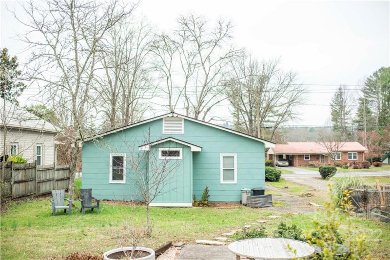 Property image 3 at 357 N Country Club Road, Brevard, NC 28712