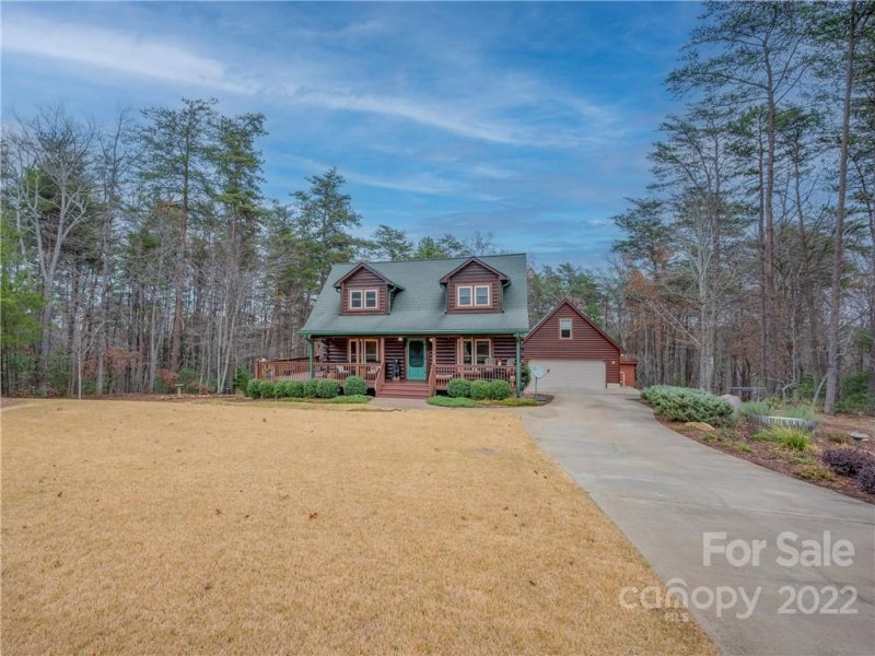 Property image 2 at 234 Brookside Parkway, Lake Lure, NC 28746