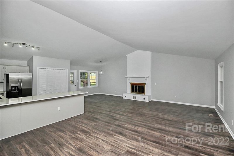 Property image 3 at 1215 Jones Street, Gastonia, NC 28052