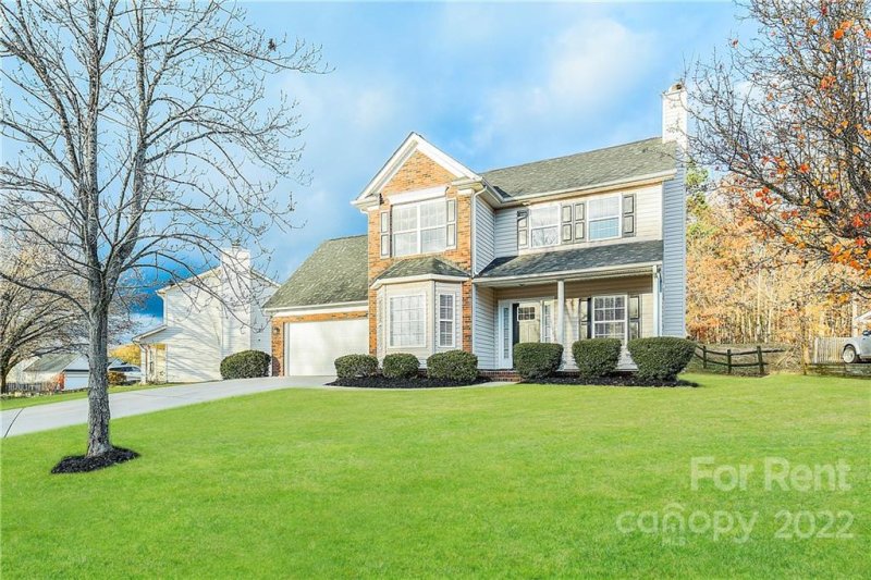 Property image 3 at 342 Long Creek Parkway, Charlotte, NC 28214