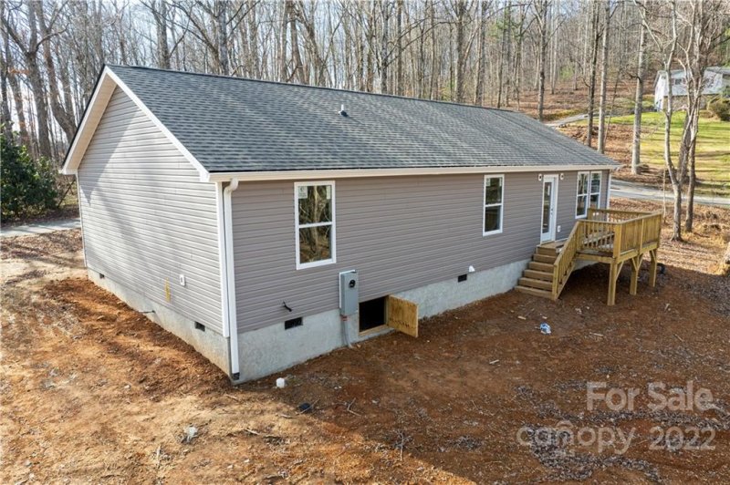 Property image 3 at 60 Oakwood Drive, Horse Shoe, NC 28792