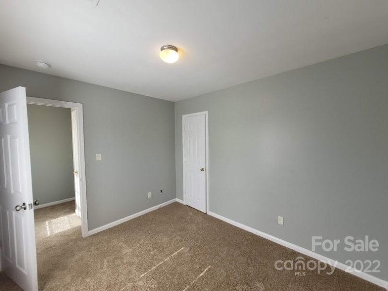 Property image 2 at 1062 Brianna Way, Charlotte, NC 28217