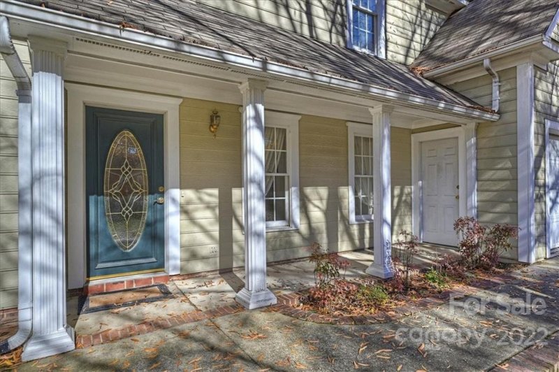 Property image 3 at 7219 Bevington Woods Lane, Charlotte, NC 28277