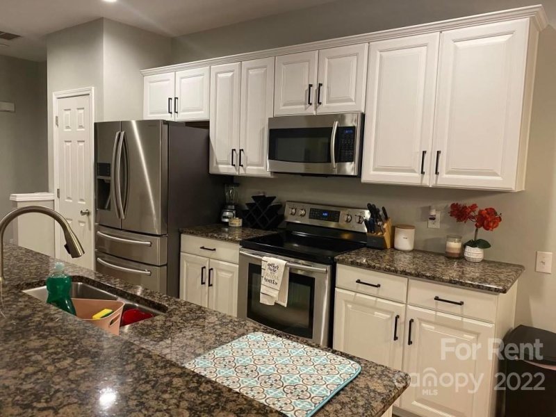 Property image 4 at 3248 Margellina Drive, Charlotte, NC 28210