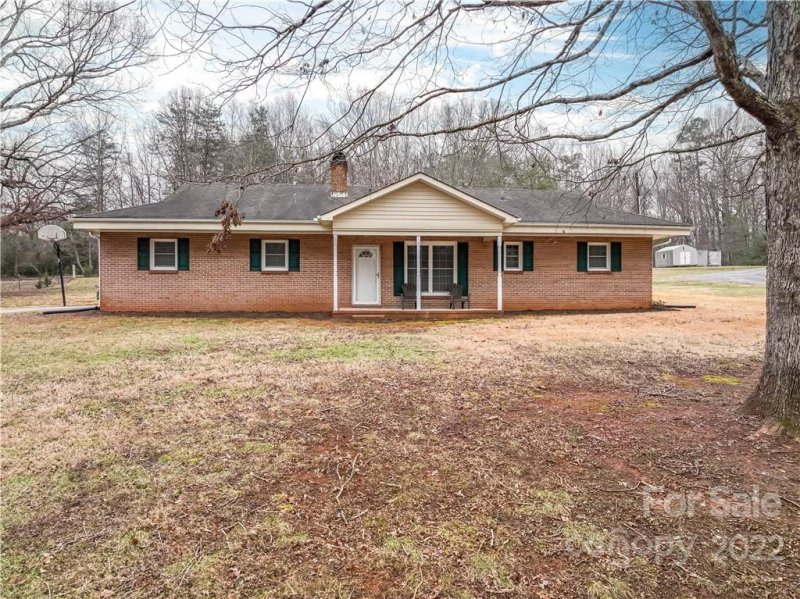 Property image 4 at 698 Park Circle, Lincolnton, NC 28092