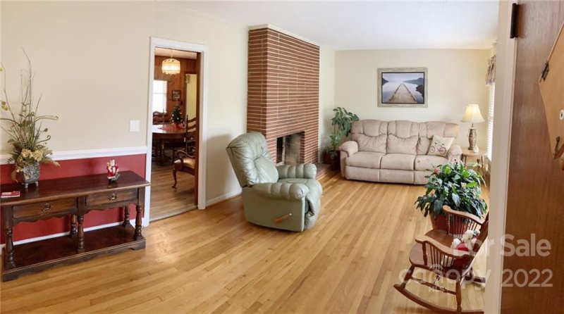 Property image 2 at 619 Armstrong Park Road, Gastonia, NC 28054