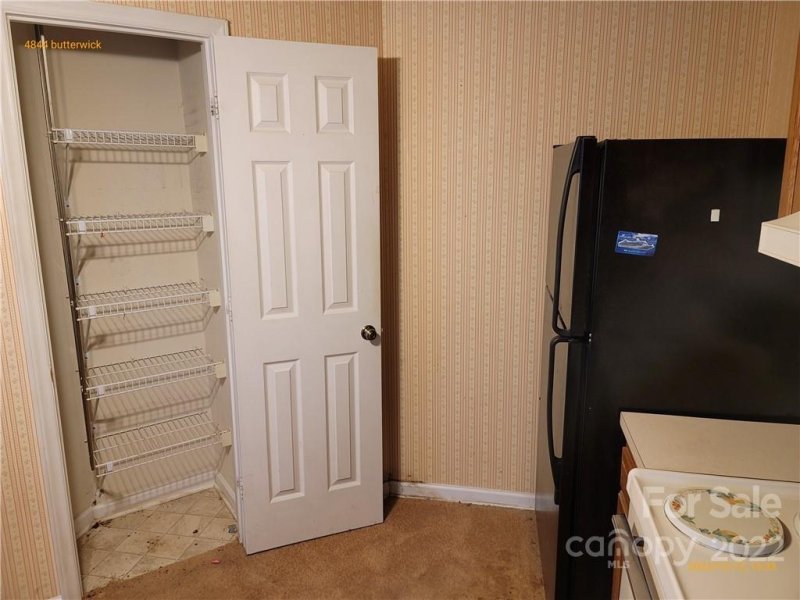 Property image 4 at 4844 Butterwick Lane, Charlotte, NC 28212