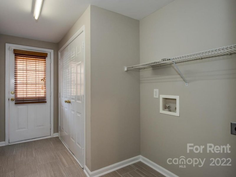 Property image 4 at 14930 Ballantyne Village Way, Charlotte, NC 28277