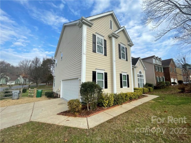 Property image 2 at 3944 Yorkford Drive, Charlotte, NC 28269