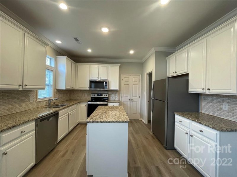 Property image 5 at 3944 Yorkford Drive, Charlotte, NC 28269