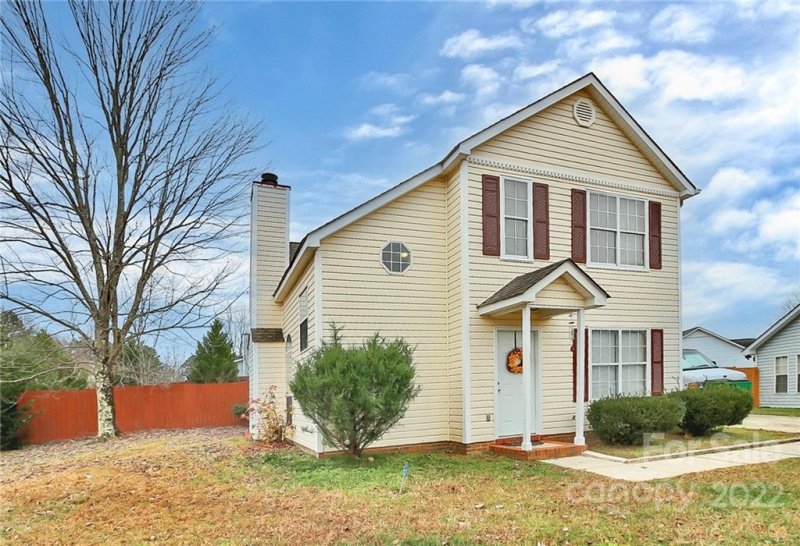 Property image 2 at 5701 Silver Eagle Drive, Charlotte, NC 28214