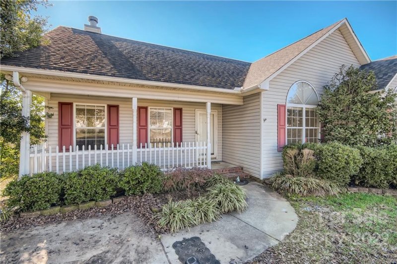 Property image 2 at 1080 Braxton Drive, Concord, NC 28025