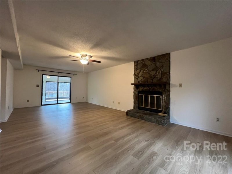 Property image 2 at 6428 Whitewater Drive, Charlotte, NC 28214