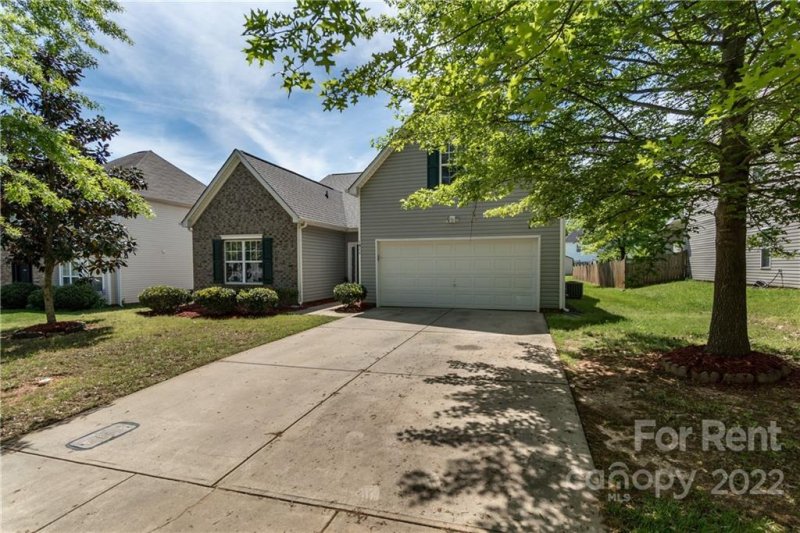 Property image 3 at 1911 Kingstree Drive, Monroe, NC 28112