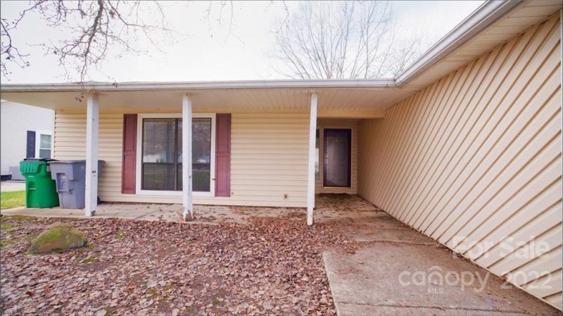 Property image 3 at 8518 Carmel Road, Charlotte, NC 28226