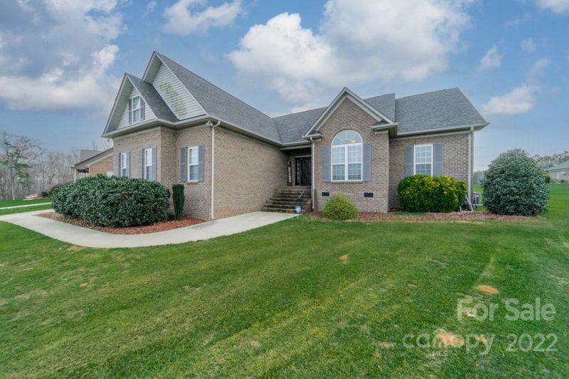 Property image 2 at 4004 Camden Oaks Lane, Monroe, NC 28110