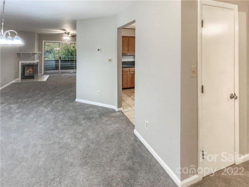 Property image 3 at 2522 Stradbrook Drive, Charlotte, NC 28210