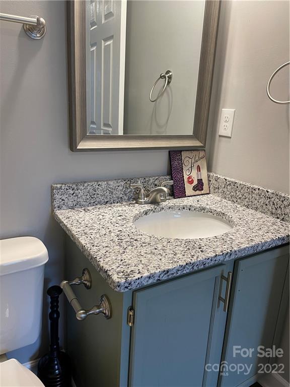 Property image 4 at 211 Kingville Drive, Charlotte, NC 28213