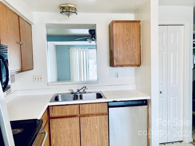 Property image 4 at 5306 Fair Wind Lane, Charlotte, NC 28212