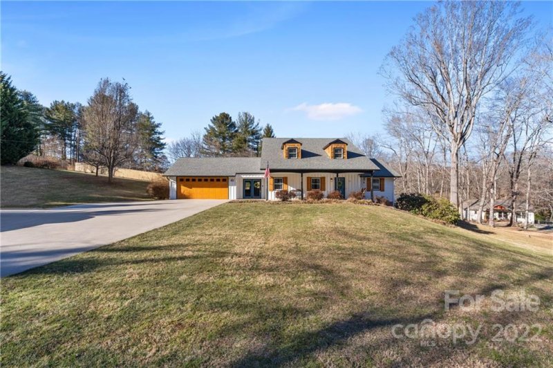 Property image 3 at 83 Greenbriar Drive, Waynesville, NC 28786
