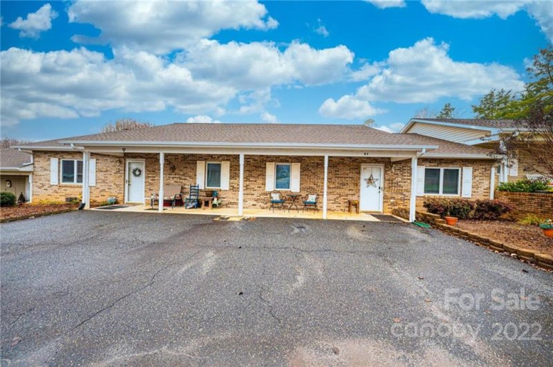 Property image 3 at 505 2nd Street Place, Conover, NC 28613