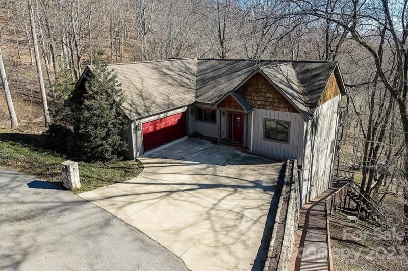 Property image 4 at 80 Constitution Avenue, Waynesville, NC 28785