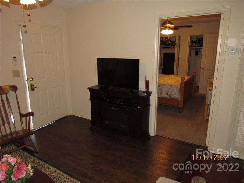 Property image 5 at 115 23rd Street, Hickory, NC 28601