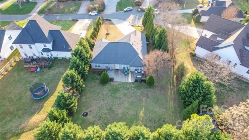 Property image 5 at 14813 Middlesborough Drive, Matthews, NC 28104