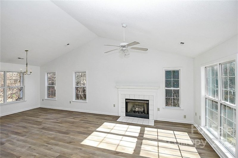 Property image 3 at 7205 Hunters Bluff Drive, Denver, NC 28037