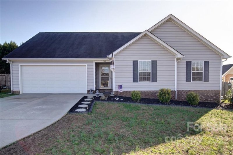 Property image 2 at 729 Faith Street, Oakboro, NC 28129