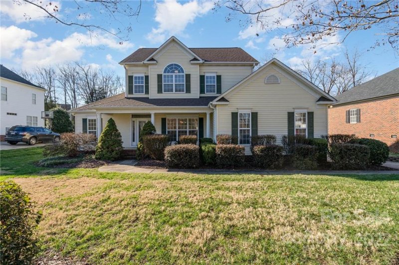 Property image 2 at 5010 Wynford Court, Harrisburg, NC 28075