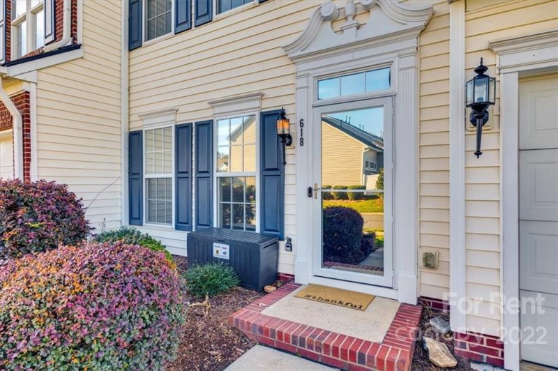 Property image 2 at 618 Bayou Circle, Clover, SC 29710