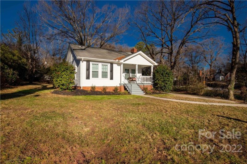 Property image 4 at 1305 Mcarver Street, Gastonia, NC 28052