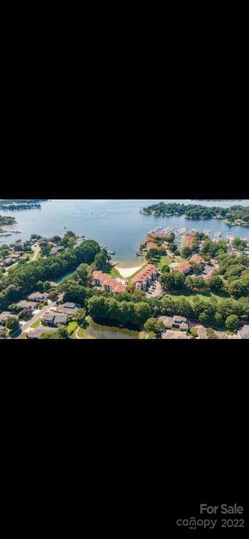 Property image 3 at 17810 Half Moon Lane, Cornelius, NC 28031