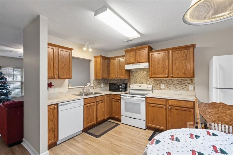 Property image 5 at 7433 Lady Liberty Lane, Charlotte, NC 28217