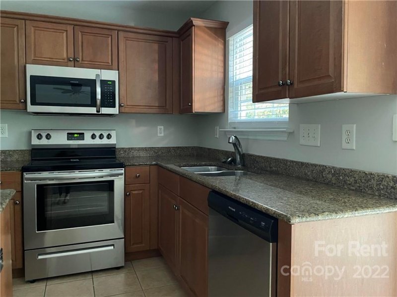 Property image 4 at 8631 Woodcock Lane, Charlotte, NC 28216