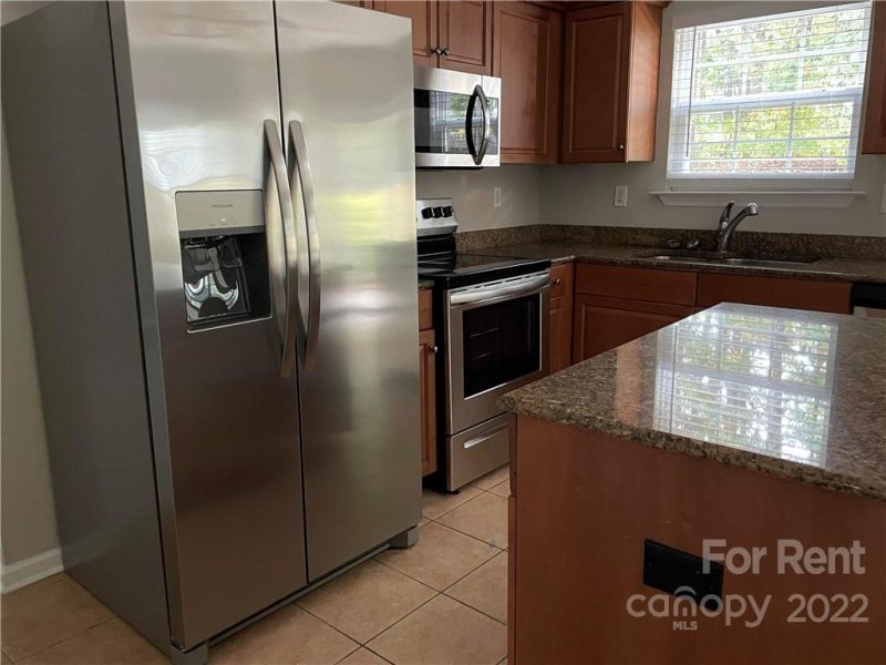 Property image 5 at 8631 Woodcock Lane, Charlotte, NC 28216