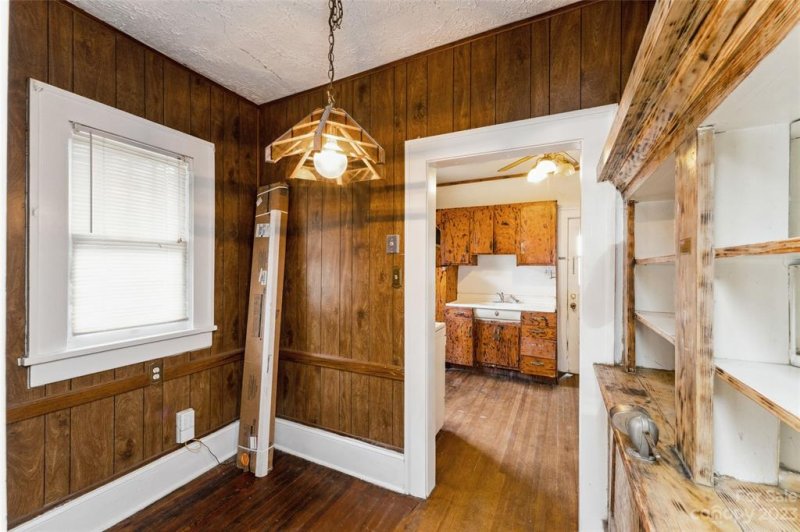 Property image 4 at 1604 Mimosa Avenue, Charlotte, NC 28205