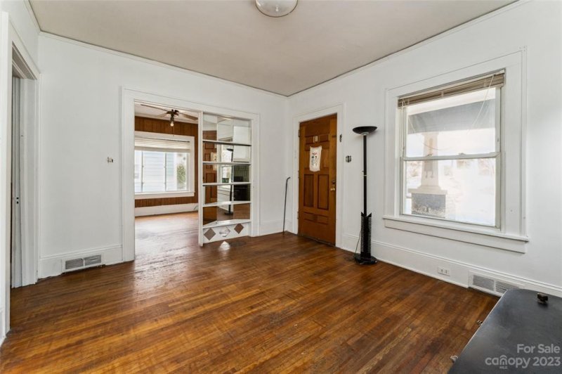 Property image 5 at 1604 Mimosa Avenue, Charlotte, NC 28205