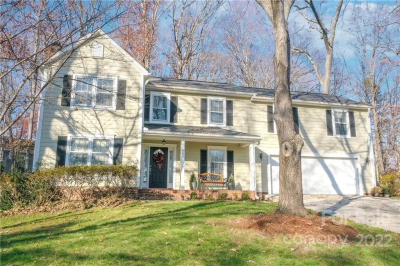 Property image 4 at 405 Leighton Court, Matthews, NC 28105
