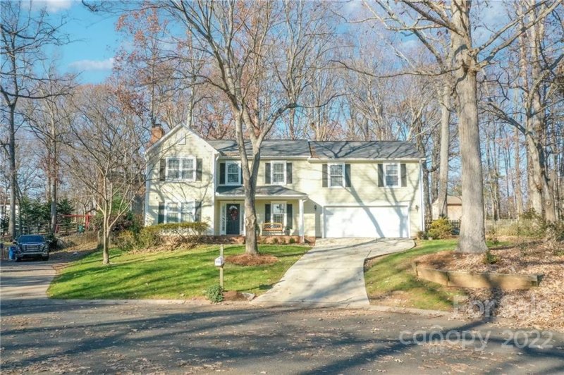 Property image 5 at 405 Leighton Court, Matthews, NC 28105