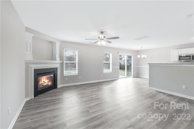 Property image 4 at 8231 Thornhaven Court, Charlotte, NC 28212