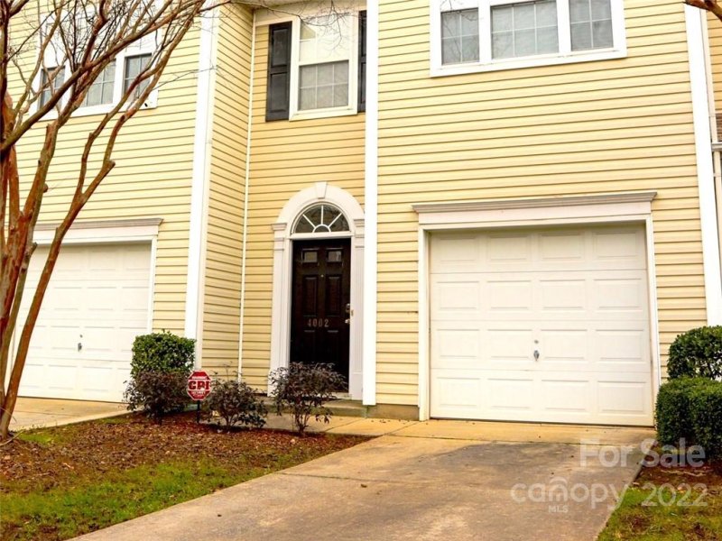 4002 Glenlea Commons Drive