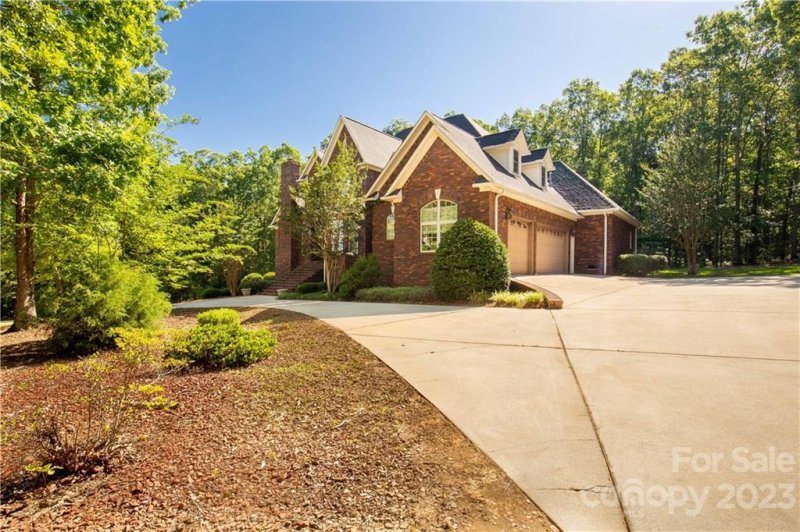 Property image 4 at 1504 Greyfox Estates Road, Lancaster, SC 29720