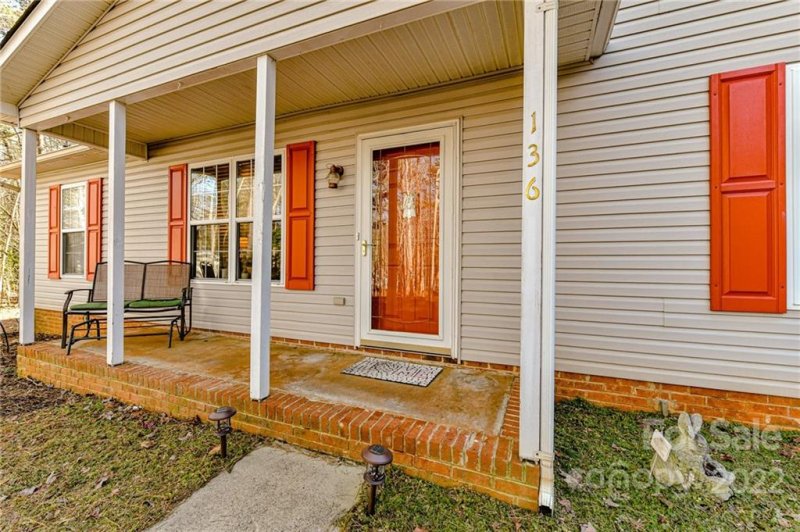 Property image 3 at 136 Creek Branch Drive, Mooresville, NC 28115