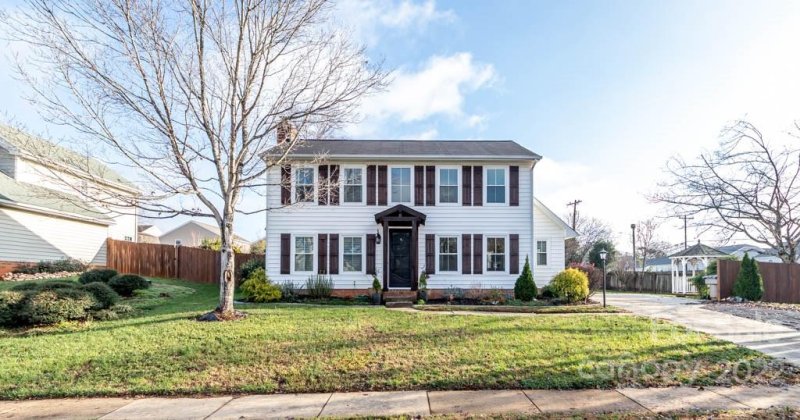 Property image 2 at 9731 Marshbrooke Road, Matthews, NC 28105