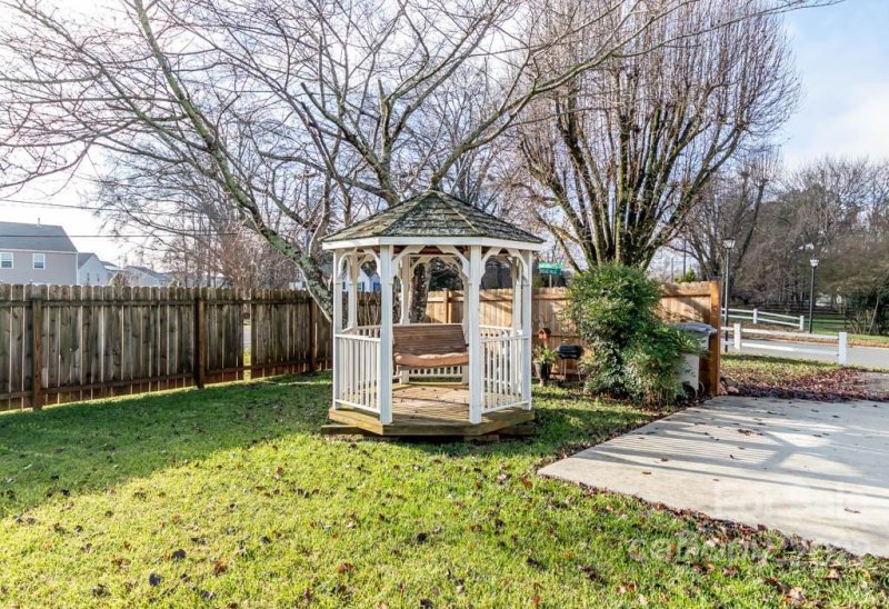 Property image 4 at 9731 Marshbrooke Road, Matthews, NC 28105