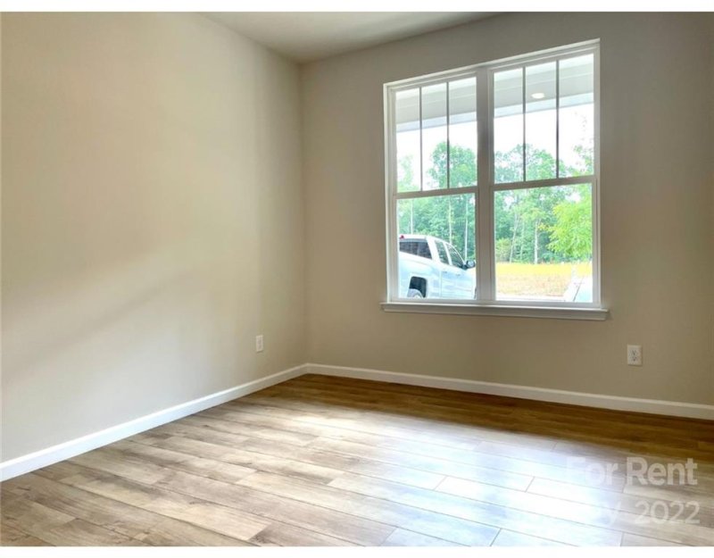 Property image 3 at 8234 Merryvale Lane, Charlotte, NC 28214