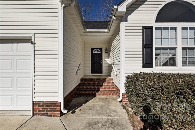 Property image 5 at 517 Kittiewake Lane, Clover, SC 29710