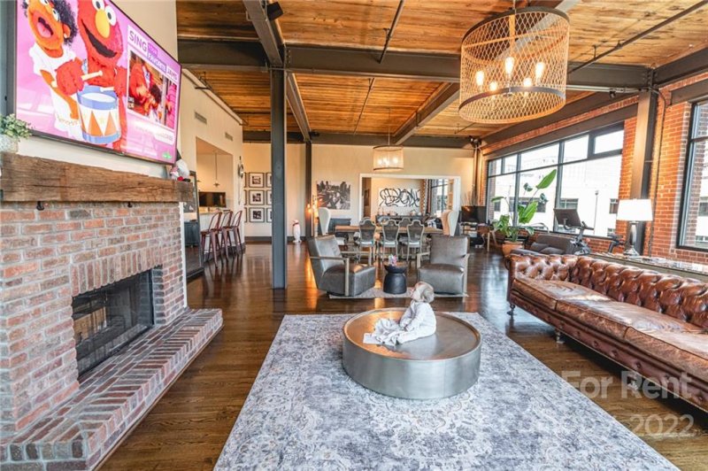 Property image 3 at 310 Arlington Avenue, Charlotte, NC 28203